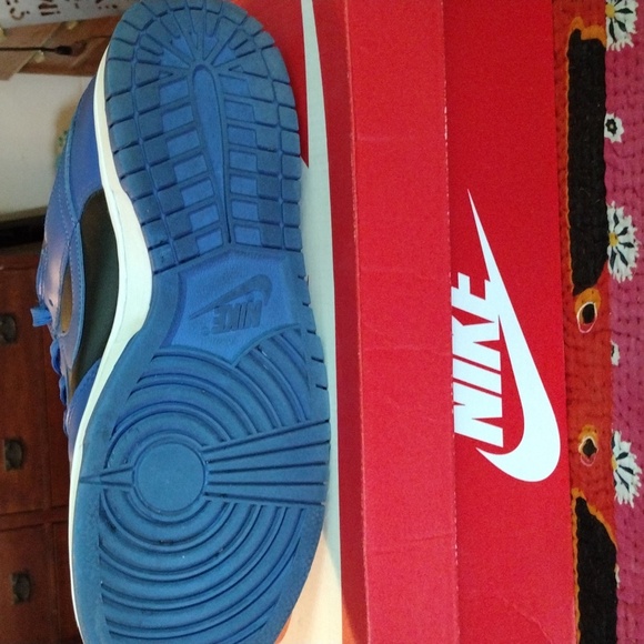 ECU Nike Dunk Low Retros Hyper Cobalt Size 9.5 - Picture 5 of 6